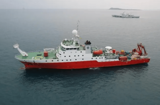 “科学”号海洋科考船今年首访三亚