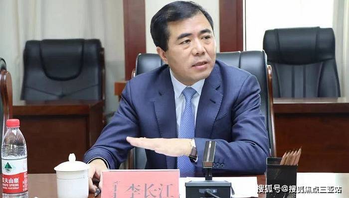 碧桂园服务总裁李长江辞职,7月曾减持套现超2800万港元